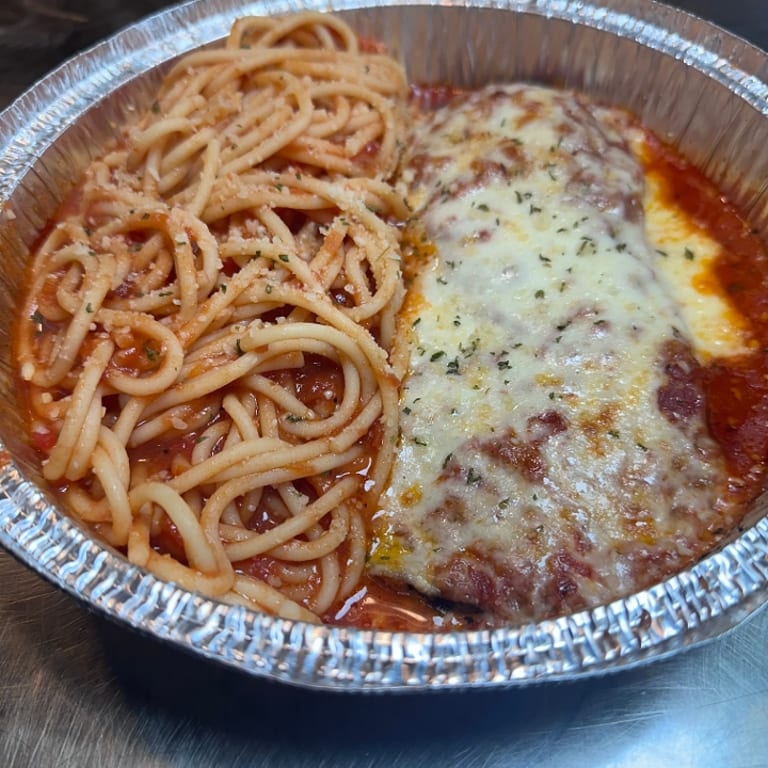 Delicious Spaghetti and More Italian Classics