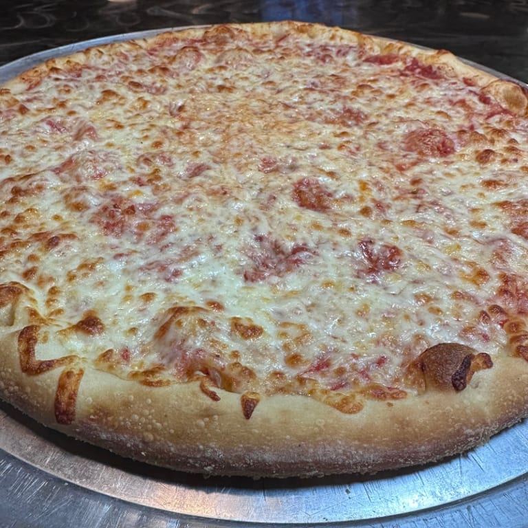 Buffalo Chicken Pizza: A Spicy Slice Favorite